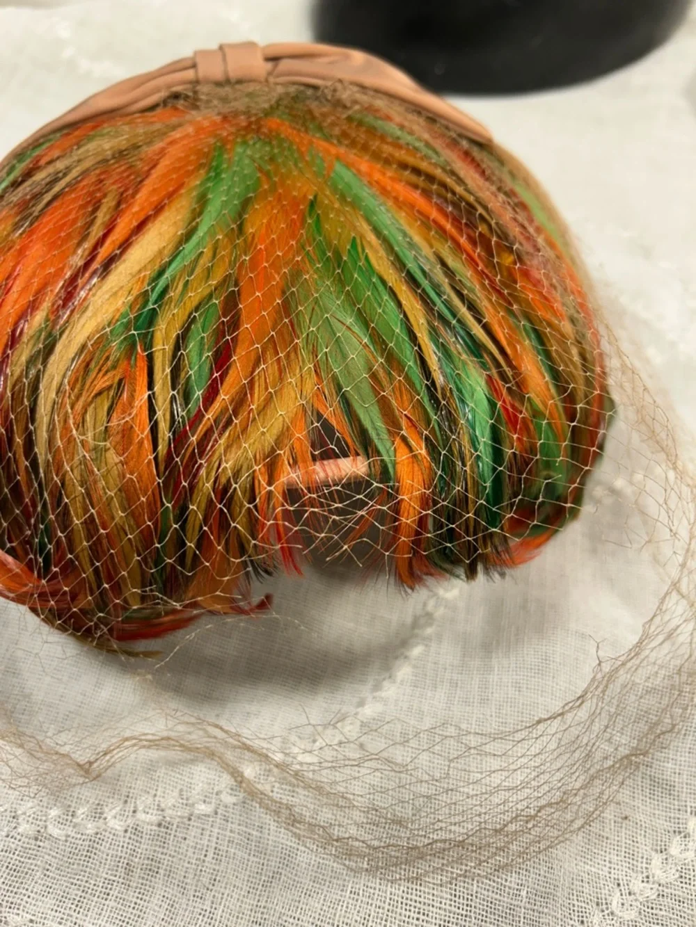 Vintage feather and bow headpiece halo piece - Picture 7 of 9
